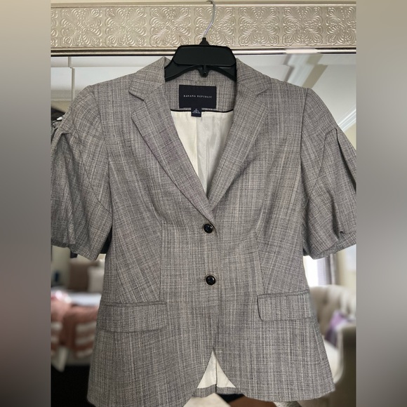 Banana Republic Jackets & Blazers - • Banana Republic • short sleeve puff sleeve blazer